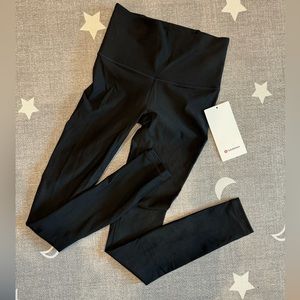 NWT Lululemon mapped out HR tight 28” camo size 4